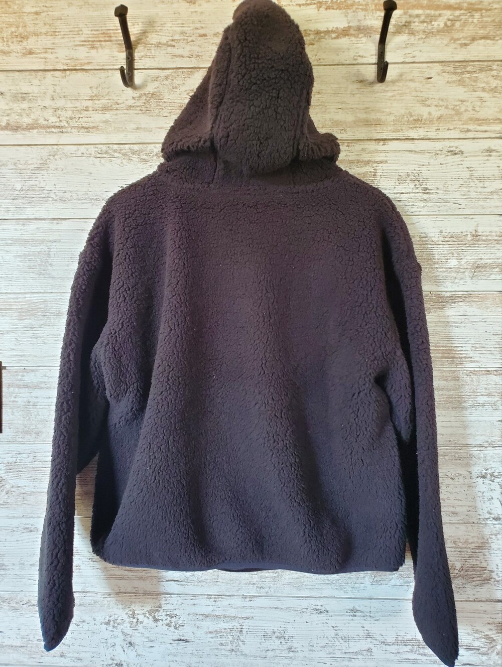 Eddie Bauer Chill Out Plush Sherpa Fleece Hooded Sweatshirt Black Unisex - Picture 4 of 13